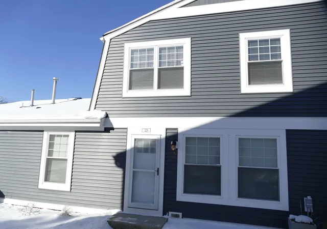 Photo 1 of Townhouse for sale at 328 Farmingdale Cir, Vernon Hills, IL 60061 | MLS# 12728287 | Listing updated on 2026-09-01