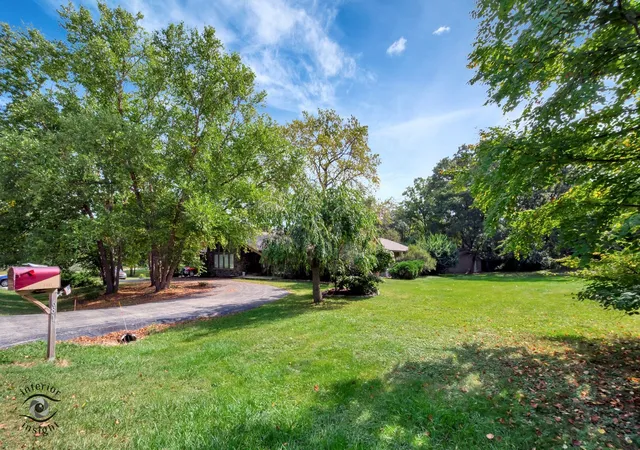 Photo 3 of Single family home for sale at 8681 Washington St, Downers Grove, IL 60516 | MLS# 12728310 | Listing updated on 2026-09-21
