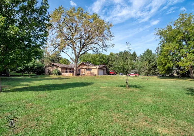 Photo 4 of Single family home for sale at 8681 Washington St, Downers Grove, IL 60516 | MLS# 12728310 | Listing updated on 2026-09-21