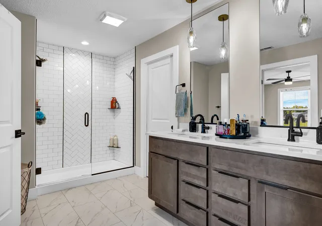 Photo 3 of Single family home for sale at 520 Prairie Meadows Dr, Heyworth, IL 61745 | MLS# 12728334 | Listing updated on 2026-10-01