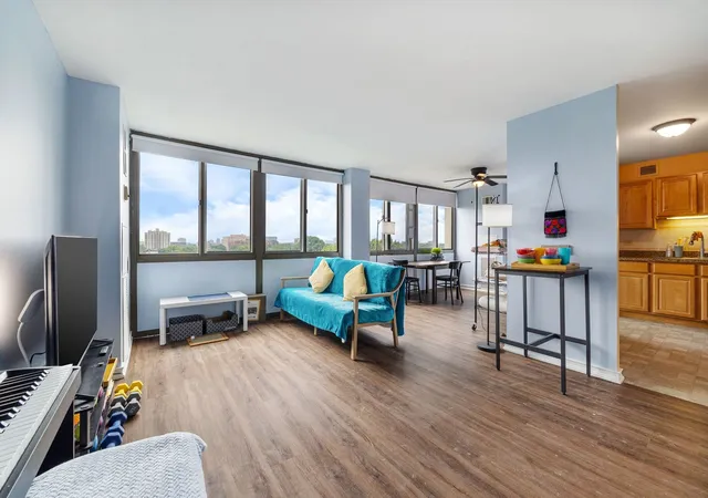 Photo 3 of Condo for sale at 4850 S Lake Park Ave #903, Chicago, IL 60615 | MLS# 12728372 | Listing updated on 2026-08-15