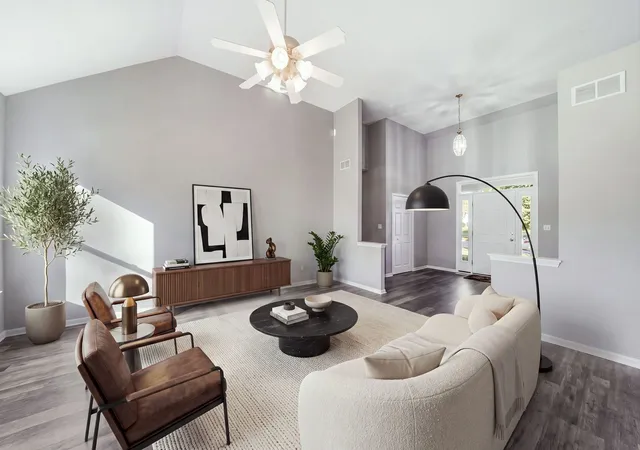 Photo 4 of Single family home for sale at 487 Kelly Ave, Yorkville, IL 60560 | MLS# 12728425 | Listing updated on 2026-09-14
