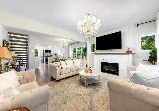 Photo 4 of Single family home for sale at 300 Geneva Rd, Glen Ellyn, IL 60137 | MLS# 12728456 | Listing updated on 2026-09-17