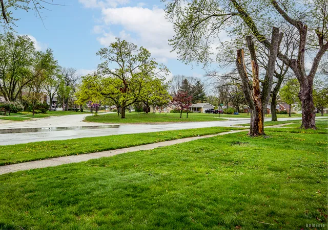 Photo 2 of Single family home for sale at 1115 Campbell Ave, Chicago Heights, IL 60411 | MLS# 12728481 | Listing updated on 2026-08-15