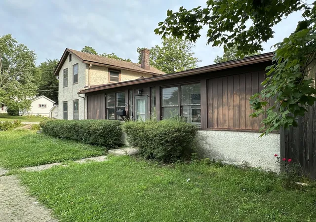 image of 404 E 9th St, Lockport, IL 60441 | MLS# 12728487