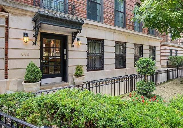 Photo 3 of Condo for sale at 443 W Aldine St #3, Chicago, IL 60657 | MLS# 12728602 | Listing updated on 2026-09-24