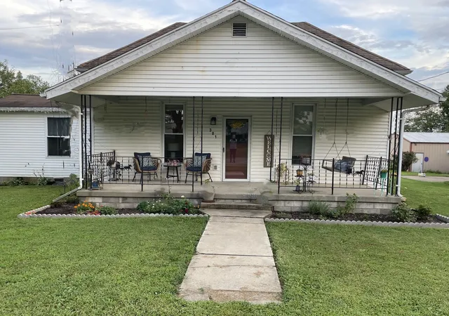 Photo 1 of Single family home for sale at 301 Gowdy St, Enfield, IL 62835 | MLS# 12728690 | Listing updated on 2026-10-20