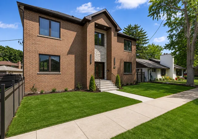 4th image of 8640 Center St, River Grove, IL 60171 | MLS# 12728715
