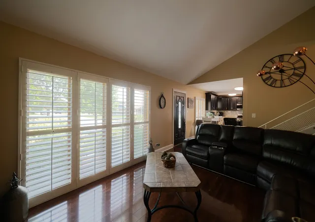 3rd image of 16450 67Th Ct, Tinley Park, IL 60477 | MLS# 12728736