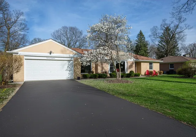 2nd image of 1645 Forest Dr, Glenview, IL 60025 | MLS# 12728778