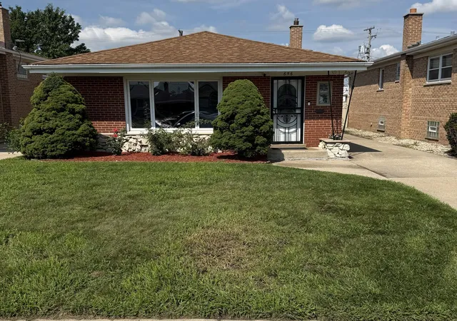 Photo 1 of Single family home for sale at 656 Saginaw Ave, Calumet City, IL 60409 | MLS# 12728791 | Listing updated on 2026-09-26