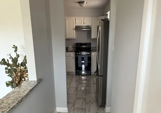 Photo 3 of Single family home for sale at 656 Saginaw Ave, Calumet City, IL 60409 | MLS# 12728791 | Listing updated on 2026-09-26