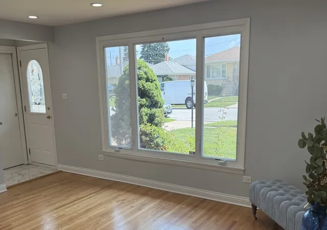 Photo 4 of Single family home for sale at 656 Saginaw Ave, Calumet City, IL 60409 | MLS# 12728791 | Listing updated on 2026-09-26