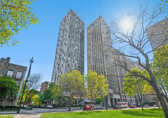 Photo 1 of Condo for sale at 345 W Fullerton Pkwy #801, Chicago, IL 60614 | MLS# 12728796 | Listing updated on 2026-09-16