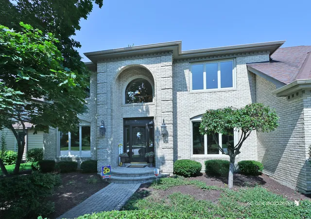 Photo 2 of Single family home for sale at 1412 Greenlake Dr, Aurora, IL 60502 | MLS# 12728800 | Listing updated on 2026-09-24