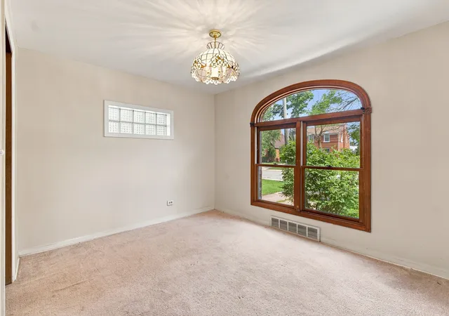 Photo 4 of Single family home for sale at 2606 Elder Ln, Franklin Park, IL 60131 | MLS# 12728803 | Listing updated on 2026-09-22