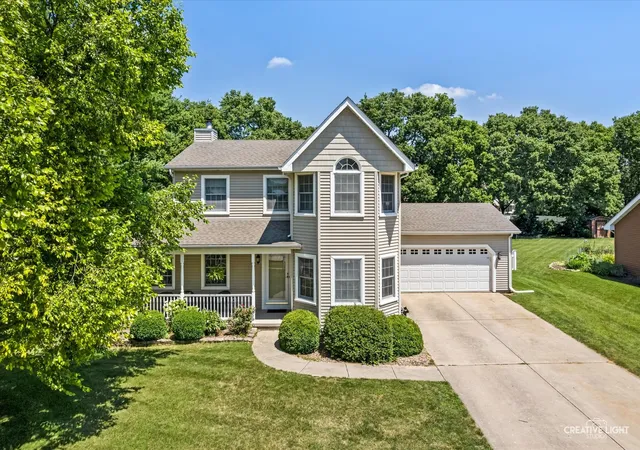 Photo 2 of Single family home for sale at 25724 W Cherokee Trl, Channahon, IL 60410 | MLS# 12728810 | Listing updated on 2026-09-06