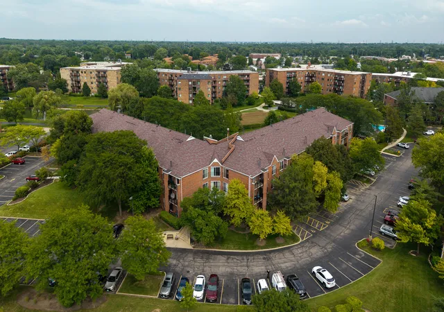 Photo 3 of Condo for sale at 815 Leicester Rd #312A, Elk Grove Village, IL 60007 | MLS# 12728828 | Listing updated on 2026-09-21