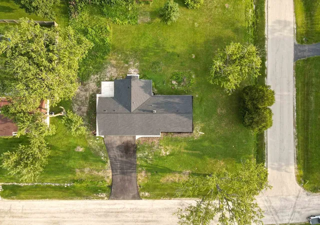 Photo 3 of Single family home for sale at 4501 180th Street, Country Club Hills, IL 60478 | MLS# 12728841 | Listing updated on 2026-08-16