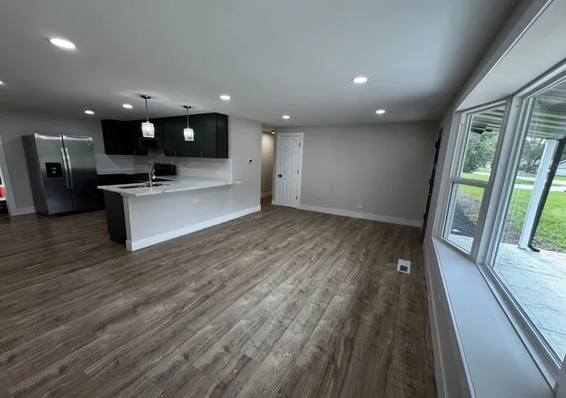 Photo 4 of Single family home for sale at 4501 180th Street, Country Club Hills, IL 60478 | MLS# 12728841 | Listing updated on 2026-08-16