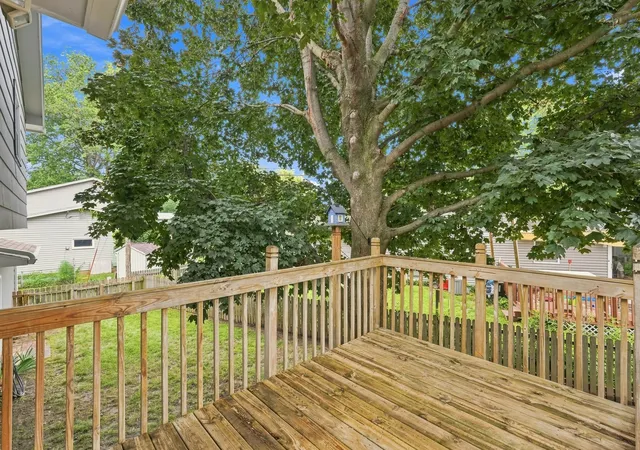Photo 38 of Single family home for sale at 2305 E 32nd Street, Davenport, IA 52807 | MLS# 12728842 | Listing updated on 2026-10-21