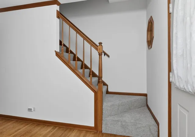 Photo 2 of Single family home for sale at 441 Breckenridge Dr, Aurora, IL 60504 | MLS# 12728853 | Listing updated on 2026-08-16
