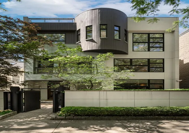 Photo 1 of Single family home for sale at 1934 N Cleveland Ave, Chicago, IL 60614 | MLS# 12728875 | Listing updated on 2026-09-21