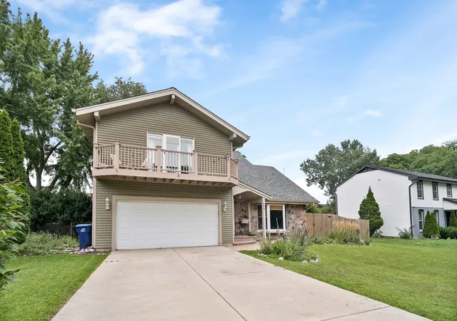 image of 669 Tamarisk Ter, Crystal Lake, IL 60014 | MLS# 12728967