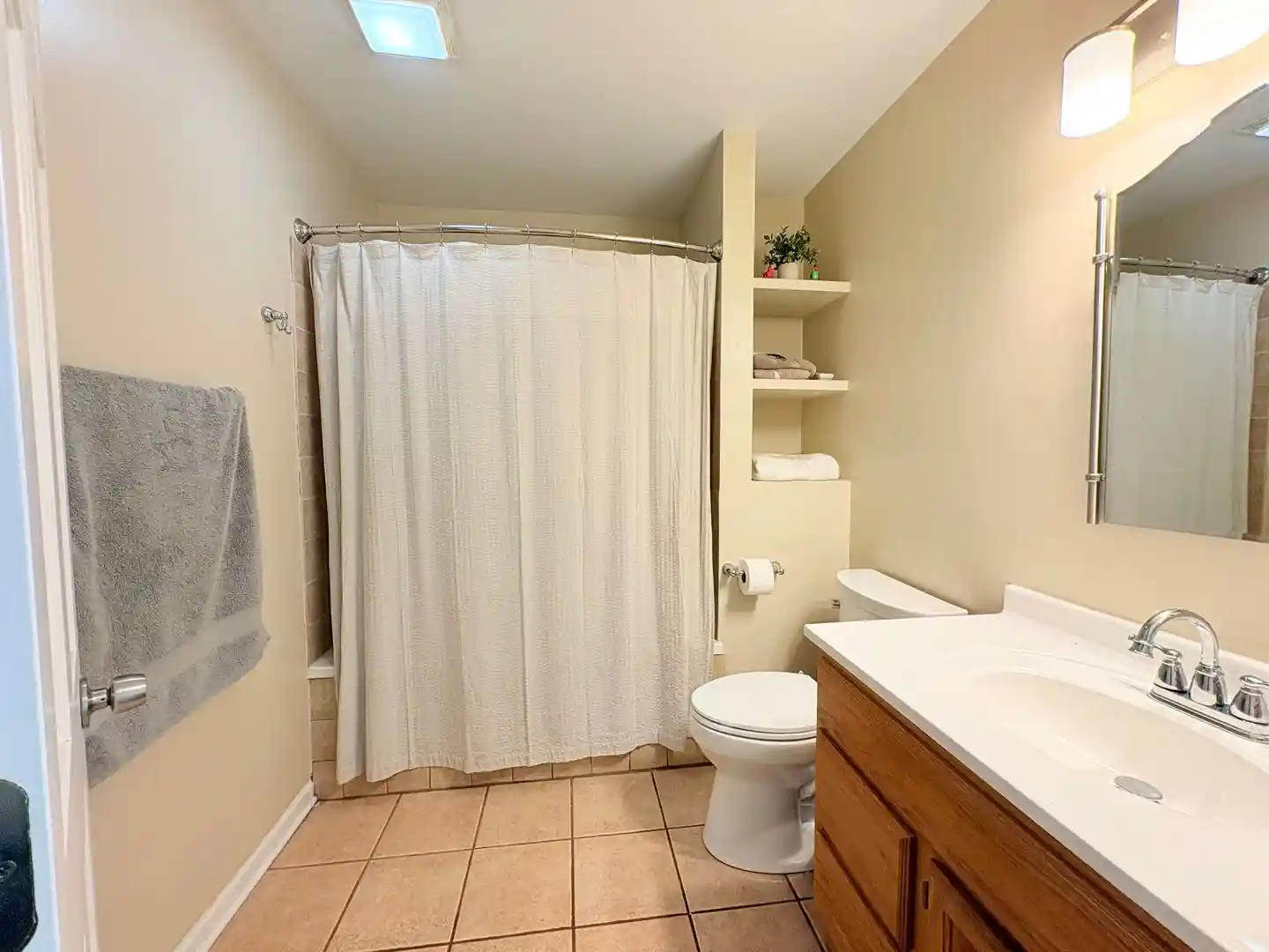 Listing Photo 22 - Condo for sale in 922 N Milwaukee Ave located at 922 N Milwaukee Ave, Libertyville, IL 60048 - Unit 922 N Milwaukee Ave