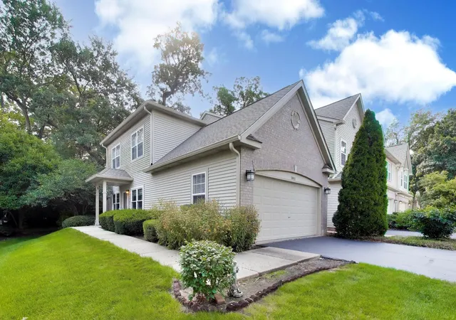1st image of 2811 Granite Ct #2811, Crystal Lake, IL 60012 | MLS# 12729044