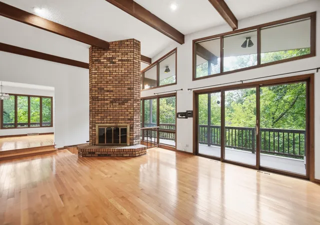 Photo 3 of Single family home for sale at 172 Hilltop Ct, Sleepy Hollow, IL 60118 | MLS# 12729068 | Listing updated on 2026-09-30