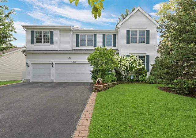 Photo 1 of Single family home for sale at 4541 W Westchester Ln, Libertyville, IL 60048 | MLS# 12729094 | Listing updated on 2026-09-06