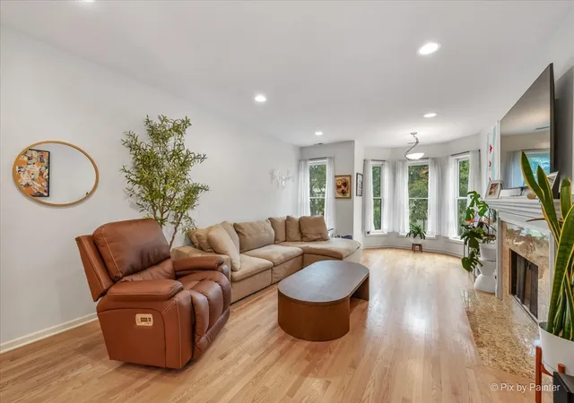 Photo 3 of Condo for sale at 4512 S Greenwood Ave #3, Chicago, IL 60653 | MLS# 12729152 | Listing updated on 2026-09-15