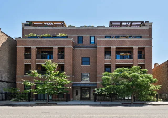 Photo 1 of Sale Pending at 1941 W Armitage Ave #2E, Chicago, IL 60622 | MLS# 12729154 | Listing updated on 2026-08-16