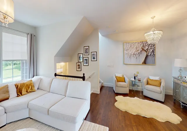Photo 3 of Townhouse for sale at 1667 Sta Park Dr, Grayslake, IL 60030 | MLS# 12729158 | Listing updated on 2026-09-14