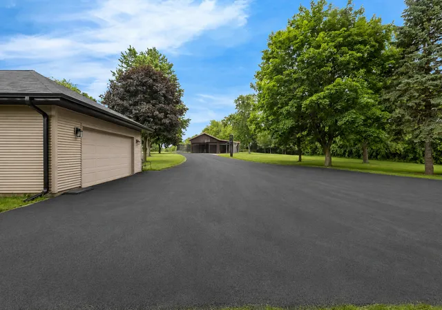 2nd image of 11n025 Burlington Rd, Hampshire, IL 60140 | MLS# 12729165