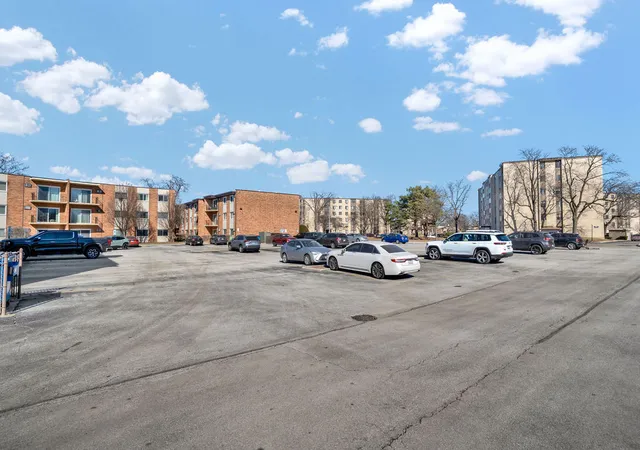 Photo 19 of Condo for sale at 4112 W 98th Street #102, Oak Lawn, IL 60453 | MLS# 12729177 | Listing updated on 2026-08-16