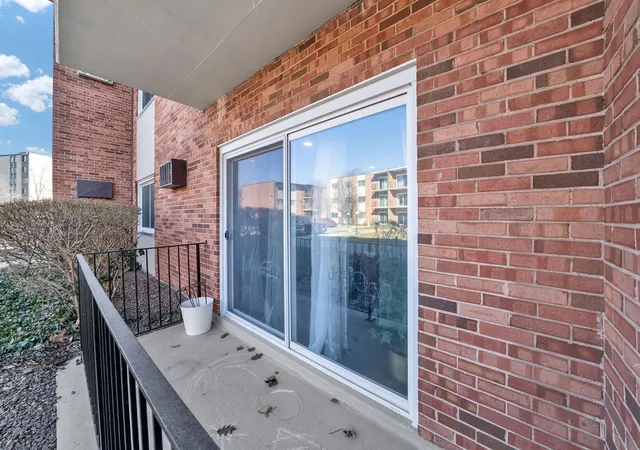 Listing Photo 3 - Condo for sale in building located at 4112 W 98Th St, Oak Lawn, IL 60453 - Unit #102