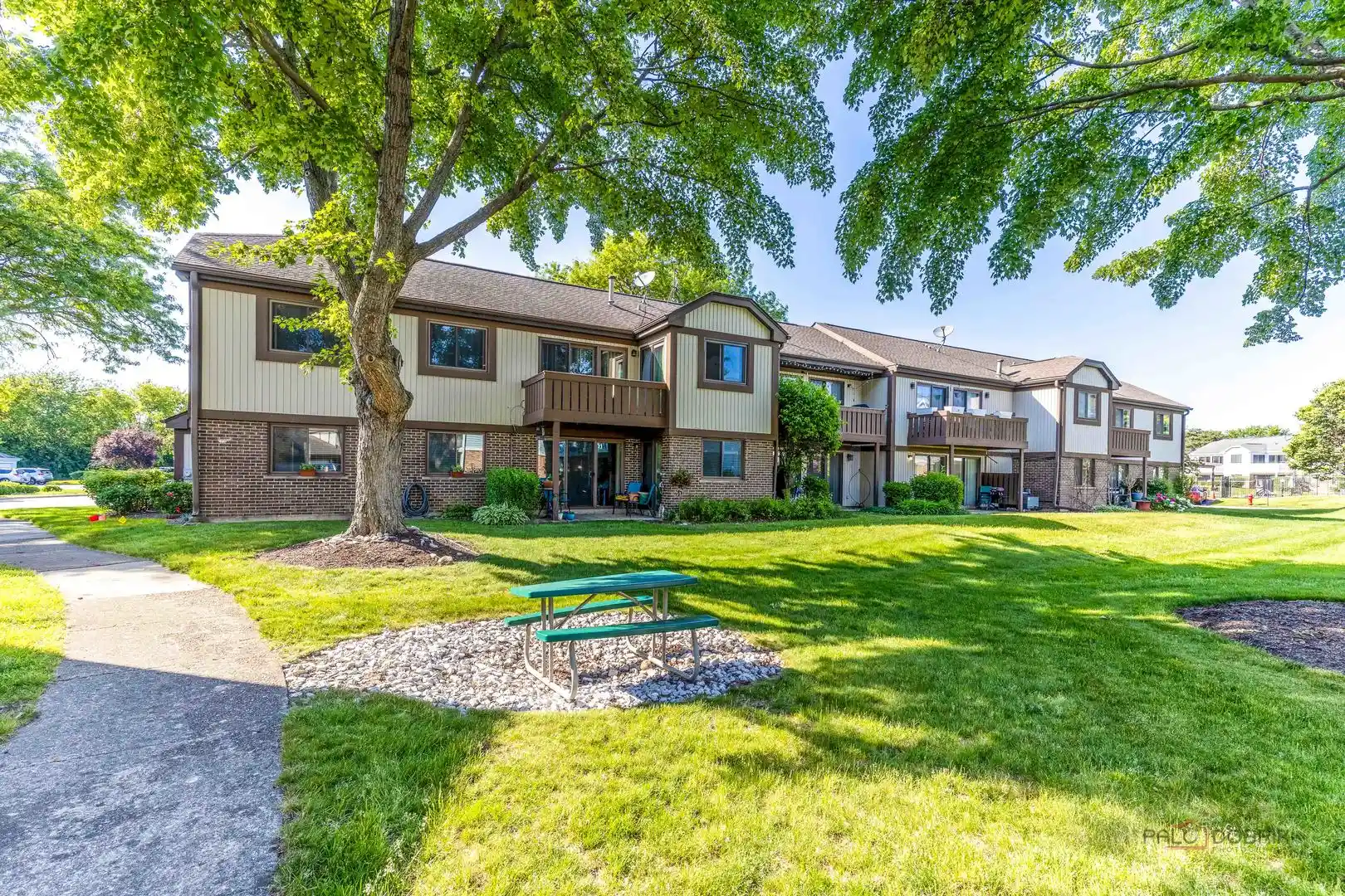 Listing Photo 26 - Condo for sale in 369 Southbury Ct located at 369 Southbury Ct, Schaumburg, IL 60193 - Unit #D2