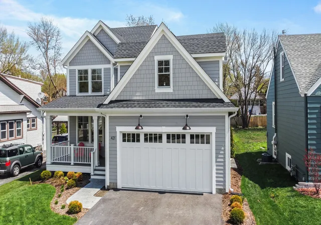 Photo 2 of Single family home for sale at 1209 S Addison Ave, Lombard, IL 60148 | MLS# 12729324 | Listing updated on 2026-08-17