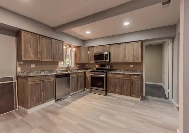 Photo 3 of Single family home for sale at 4n310 Walter Rd, Addison, IL 60101 | MLS# 12729376 | Listing updated on 2026-08-16