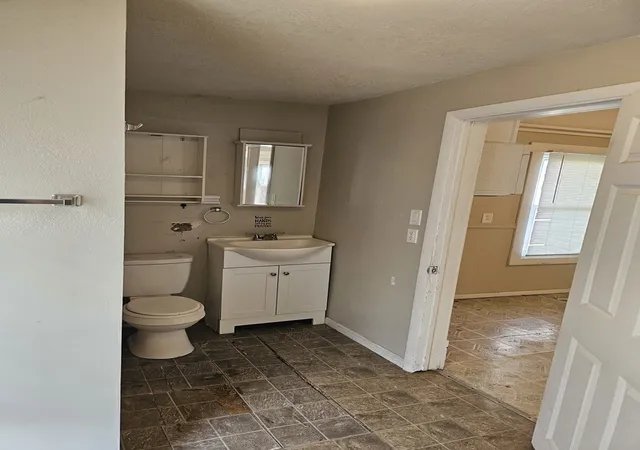 Photo 4 of Single family home for sale at 1410 40 Street, Rock Island, IL 61201 | MLS# 12729402 | Listing updated on 2026-08-16