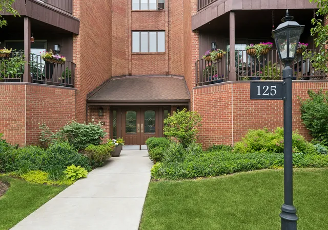Photo 1 of Condo for sale at 125 Boardwalk Pl #201, Park Ridge, IL 60068 | MLS# 12729459 | Listing updated on 2026-09-02
