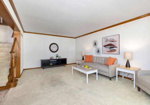 Photo 3 of Single family home for sale at 724 Arlington Ave, Naperville, IL 60565 | MLS# 12729469 | Listing updated on 2026-10-06