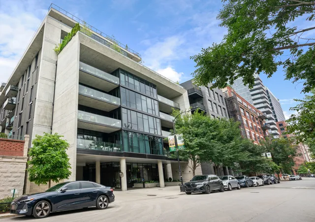 Condo for sale at 111 S Peoria St #PH03, Chicago, IL 60607 | MLS# 12729476 | Listing updated on 2026-09-25