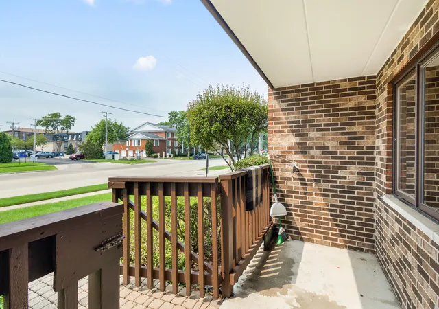 Photo 2 of Condo for sale at 5646 W 103rd Street #106, Oak Lawn, IL 60453 | MLS# 12729509 | Listing updated on 2026-10-04
