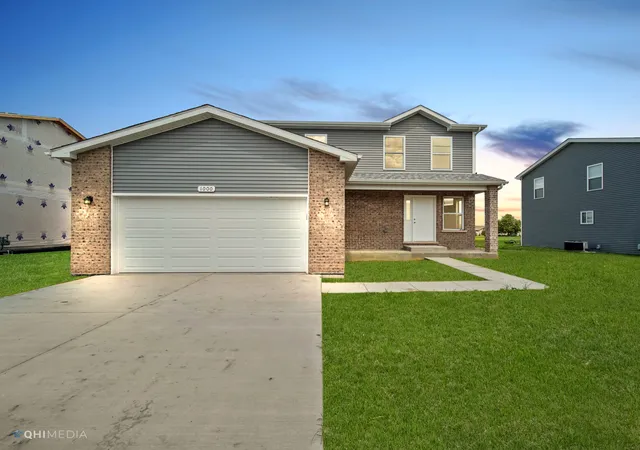 Photo 1 of Single family home for sale at 1017 Red Wing Dr, Braidwood, IL 60408 | MLS# 12729550 | Listing updated on 2026-08-28