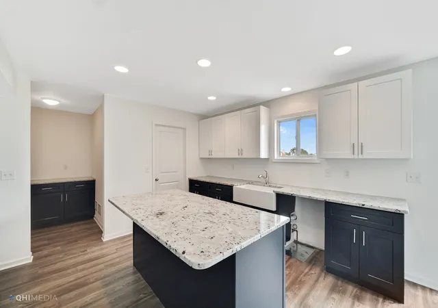 Photo 2 of Single family home for sale at 1017 Red Wing Dr, Braidwood, IL 60408 | MLS# 12729550 | Listing updated on 2026-08-28