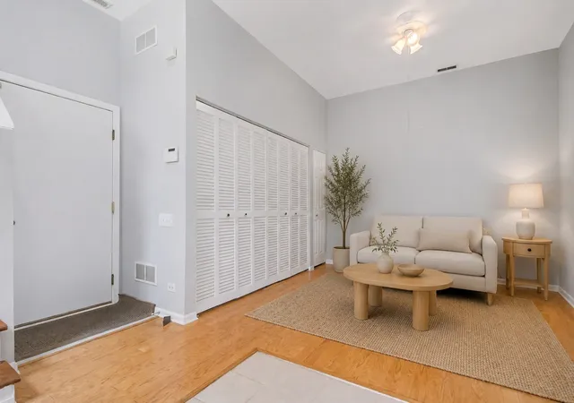 3rd image of 7505 Brown Ave #E, Forest Park, IL 60130 | MLS# 12729554
