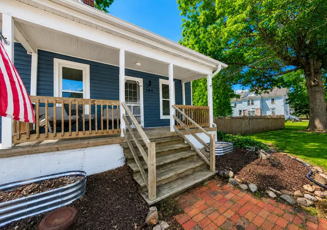 Photo 3 of Single family home for sale at 144 W Lincoln St, Seneca, IL 61360 | MLS# 12729593 | Listing updated on 2026-09-15